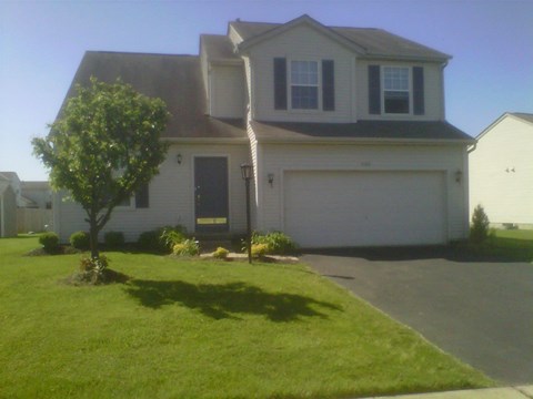 6950-D Americana Parkway 2-4 Beds Home, Townhouse, Duplex/Triplex, Attached Garage, Three Bedrooms, Basements, Covered Parking for Rent - Photo Gallery 25