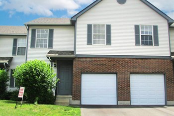 6950-D Americana Parkway 2-4 Beds Apartment, Home, Townhouse, Duplex/Triplex for Rent - Photo Gallery 9