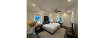 1 Bedroom, 1 Bathroom