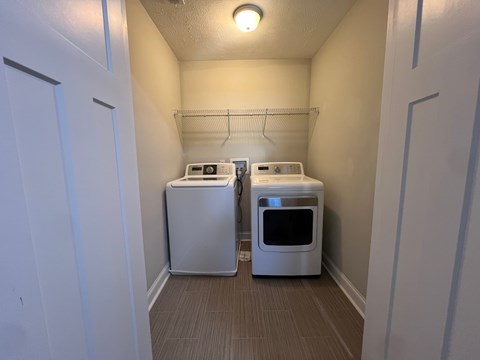 1628 Strickland Bridge Rd 4 Beds Apartment for Rent