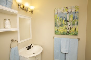 1147 Garfield Avenue 2 Beds Apartment for Rent - Photo Gallery 10