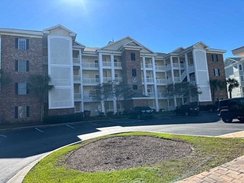 Unit 302 2 Beds Apartment for Rent