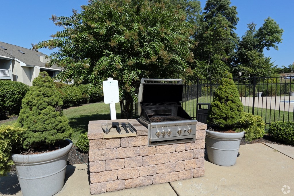 Woodgate Apartments, 1400 Orchard View Road, Reading, PA RentCafe