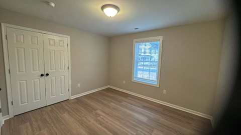 710 Second St 3 Beds Apartment for Rent