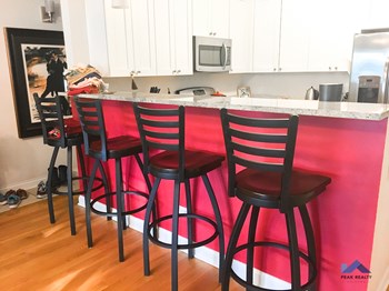 913 Forest Ave. 3-4 Beds Apartment for Rent - Photo Gallery 4