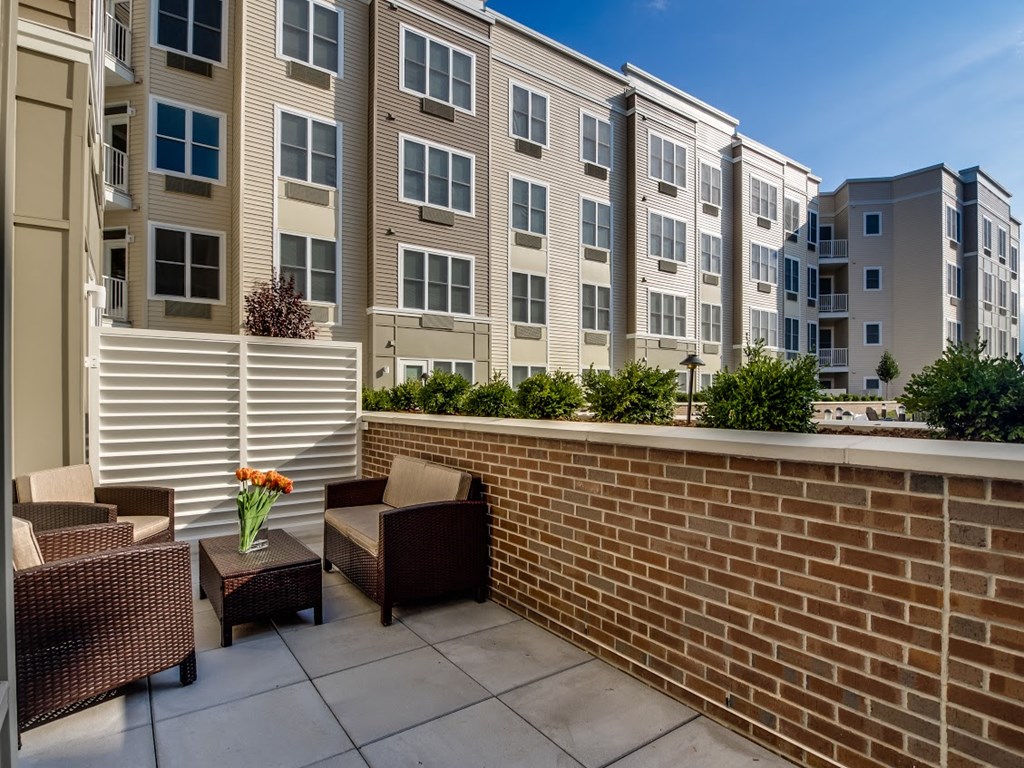 Independent Patio at The Monarch, East Rutherford, New Jersey