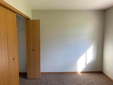 1319 32Nd Street Circle South 4 Beds Apartment for Rent