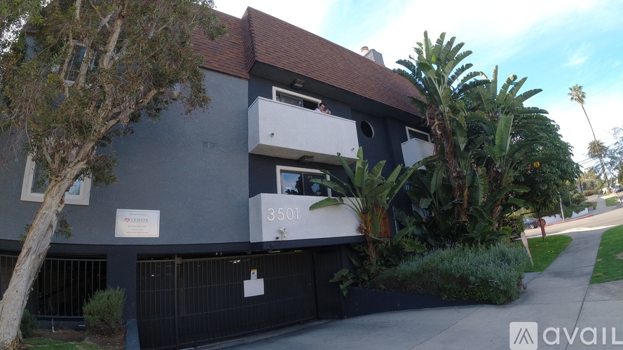 A building with the number 3501 on it.