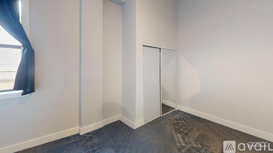 2845 Marine Drive Studio Apartment for Rent - Photo gallery 2