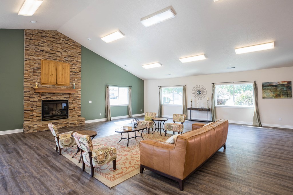 Wing Pointe/Greenfield Apartments, 333 East Airport Rd, Heber City, UT