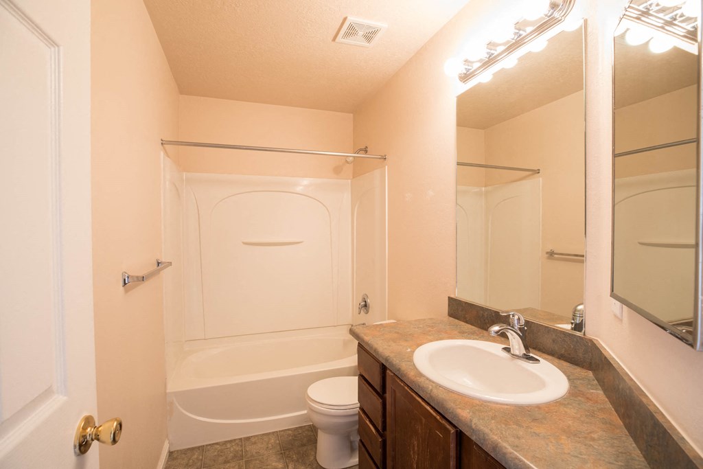 Wing Pointe/Greenfield Apartments, 333 East Airport Rd, Heber City, UT