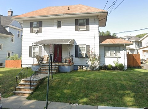1286 Oakwood Ave 4 Beds Apartment for Rent