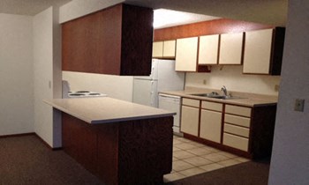 9th Avenue South 2-4 Beds Apartment for Rent - Photo Gallery 5