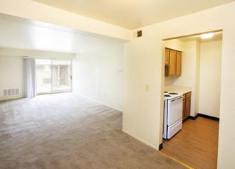 Sylvester Way & Palm St. 1-2 Beds Apartment for Rent