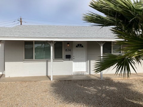 824 W Parkway Blvd 3 Beds Apartment for Rent