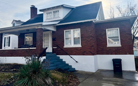 2032 Lakeside Drive 3 Beds Apartment for Rent