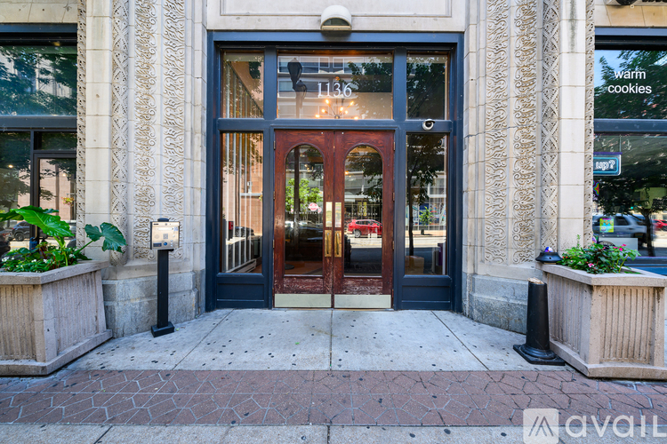 Source URL: https://prod-avail.s3.amazonaws.com/public_images/38571834/listing/1136_Washington_Avenue__407-Lo-Res-2.jpg