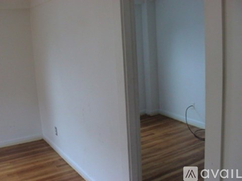 Source URL: https://prod-avail.s3.amazonaws.com/public_images/31869728/listing/DSC00075.jpg