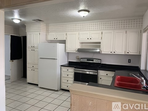 Source URL: https://prod-avail.s3.amazonaws.com/public_images/35038471/listing/IMG_0251_1_.JPG