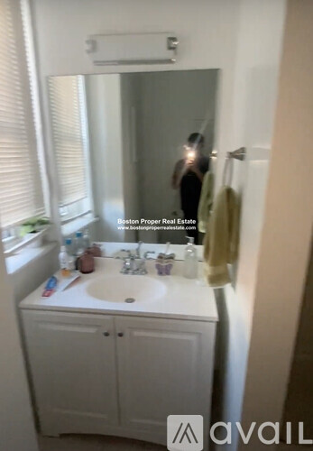 Source URL: https://prod-avail.s3.amazonaws.com/public_images/36671642/listing/64_Hemenway__28_Boston_(Fenway)_Unit_Photo_4.jpg