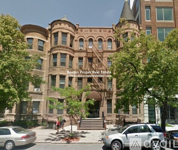 Source URL: https://prod-avail.s3.amazonaws.com/public_images/39648331/listing/45_Westland_Ave._Boston_(Fenway)_Building_Photo_2_(9).jpg