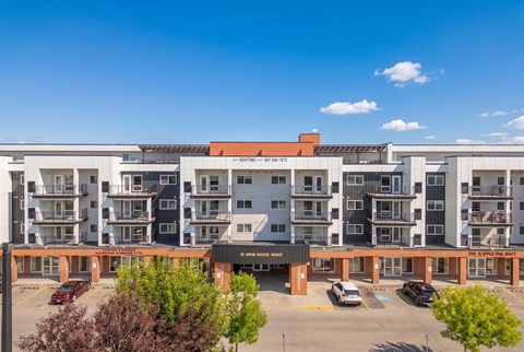 15 Erin Ridge Road 1-2 Beds Apartment for Rent