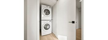 2 Bed 2 Bath-L
