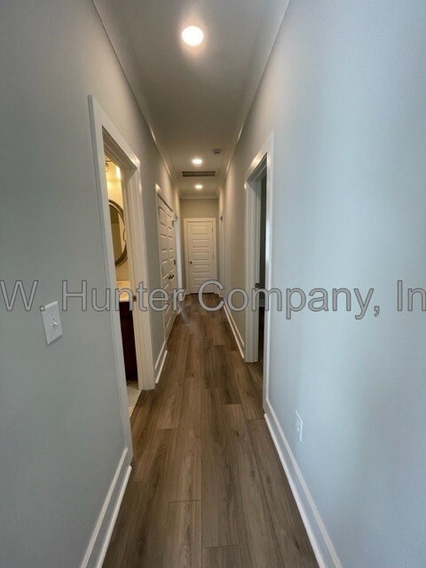 4517 SWEET WILLIAMS LANE 3 Beds Apartment for Rent