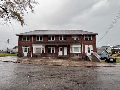 188 Pennsylvania Avenue 2 Beds Apartment for Rent