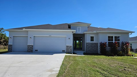 9370 Snapper Circle 3 Beds Apartment for Rent
