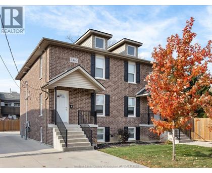 A house with the number 3340 on it.