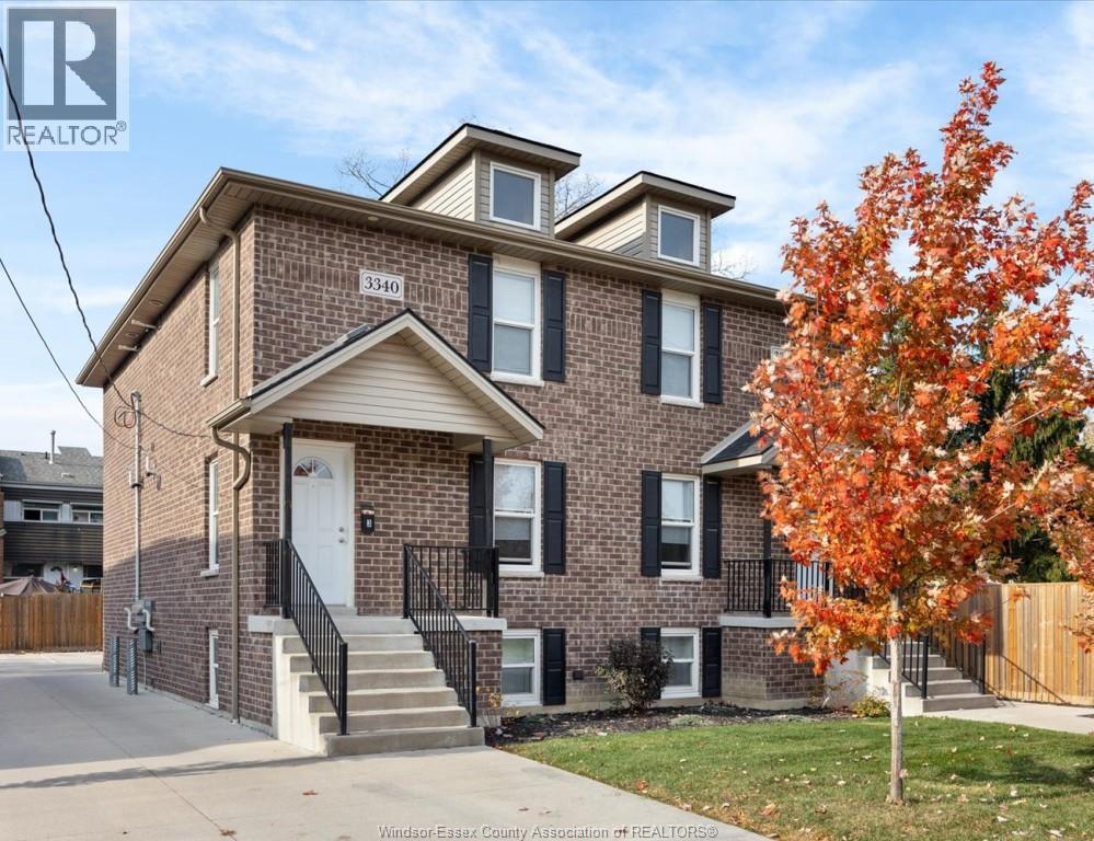 A house with the number 3340 on it.