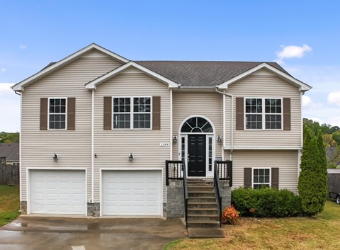 1384 Constitution Drive 4 Beds Apartment for Rent