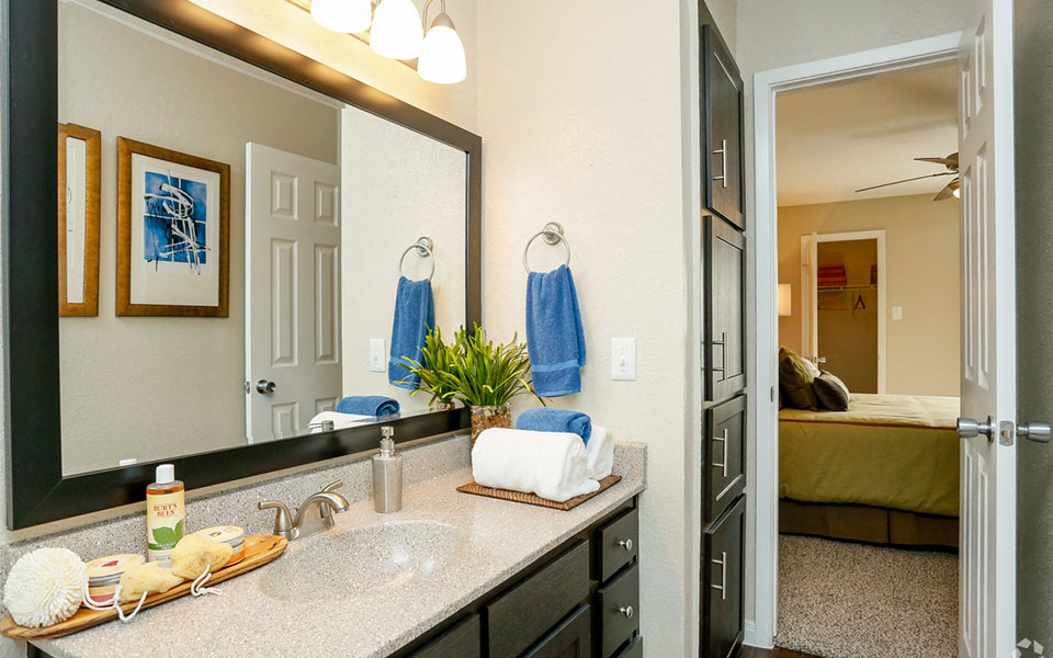 Hawthorne At South Shore