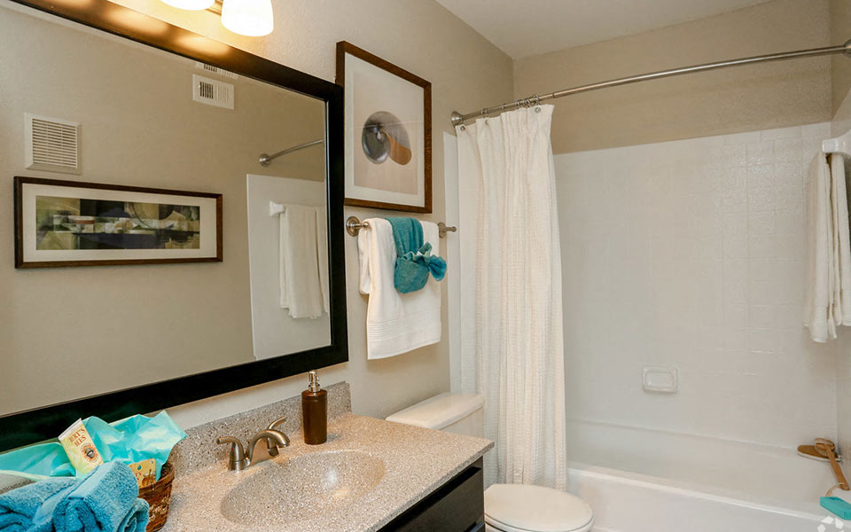 Hawthorne At South Shore