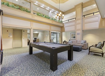 500 Center Ave 1-2 Beds Apartment for Rent - Photo Gallery 5