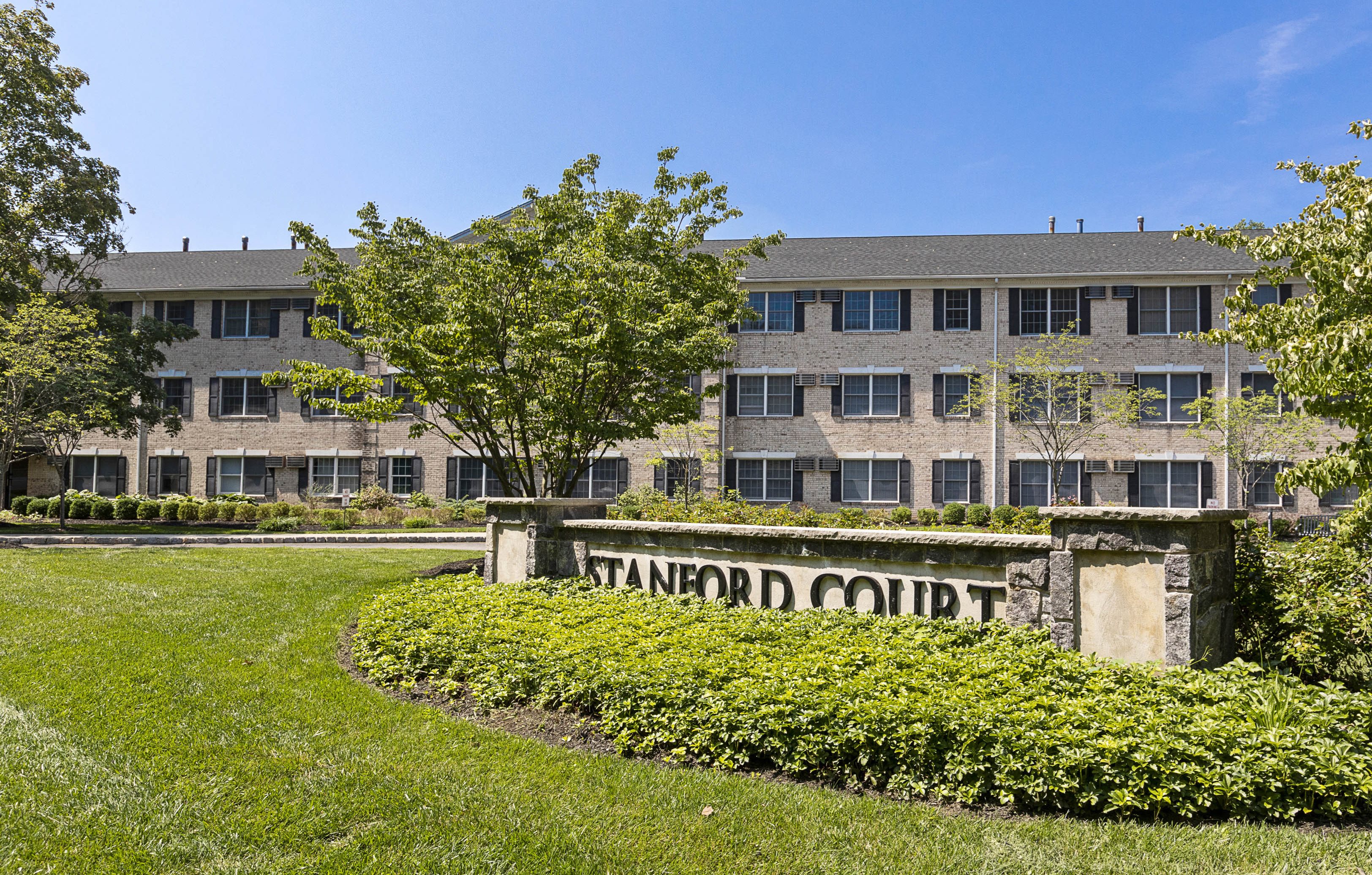 Stanford Court Apartments In Westwood Nj