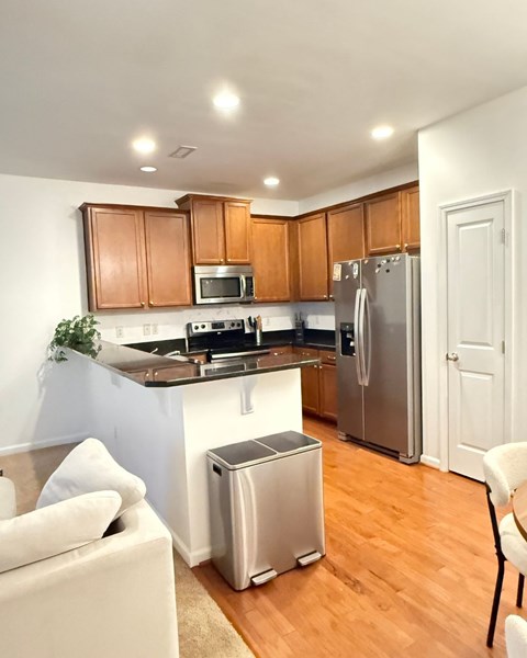 8 Mulberry Court 3 Beds Apartment for Rent