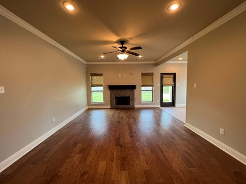 300 Cautillian Drive 4 Beds Apartment for Rent