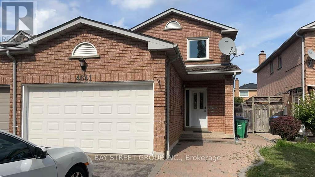 A house with the number 4641 on it.