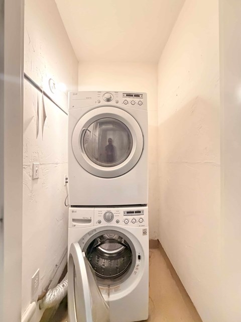 3527 Front St 3 Beds Apartment for Rent