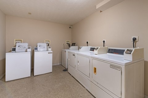 2308 Wayne Avenue 1-2 Beds Apartment for Rent