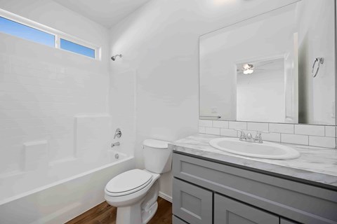 2099 Lowline Ave 3 Beds Apartment for Rent