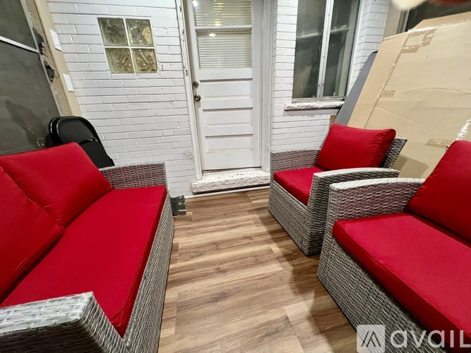 2337 West Chase Avenue 3 Beds Townhouse for Rent - Photo gallery 2