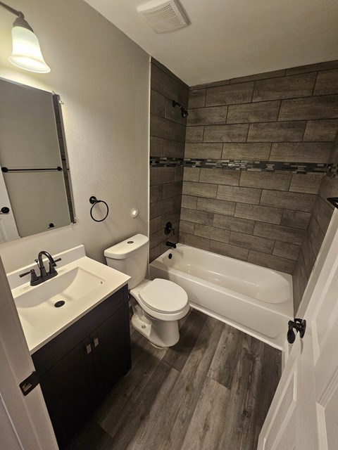 2044 KAPPEL DRIVE 3 Beds Apartment for Rent