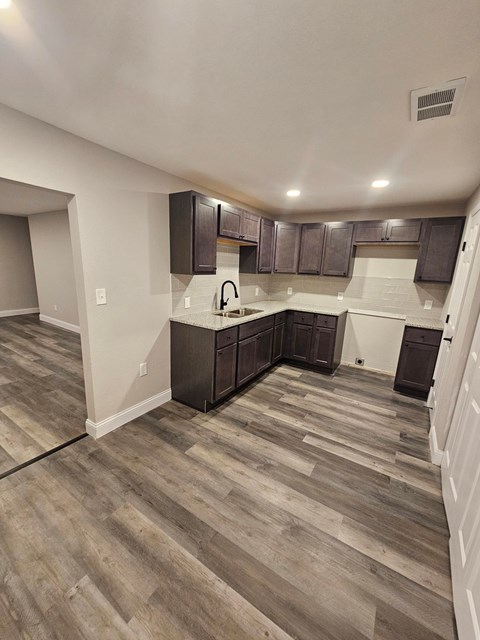 2044 KAPPEL DRIVE 3 Beds Apartment for Rent
