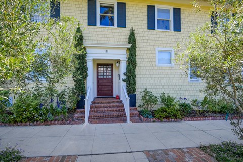 111 W. Valerio 5 Beds Apartment for Rent