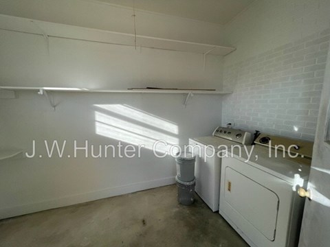 4841 BLOOMERY ROAD 3 Beds Apartment for Rent