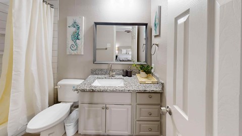 1826 Esters Rd, 2 Beds Apartment for Rent