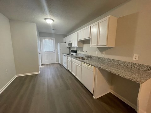 600-621 Hampton Lane 1-2 Beds Apartment for Rent